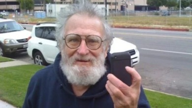 Phone phreaker exploring telephone networks and the 2600 Hz tone, a key part of early hacker culture.